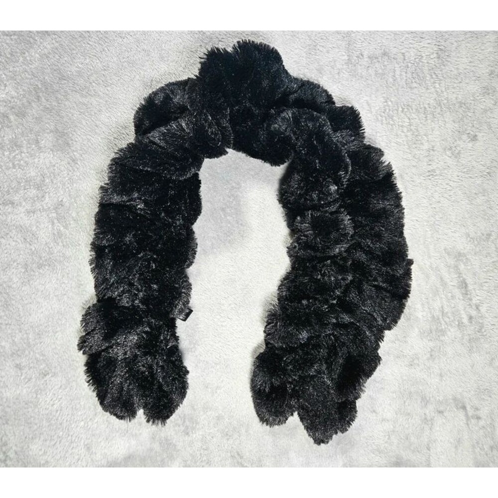 Black Faux Fur Pull Through Scarf Plush Winter Neck Warmer Soft Keyhole Scarf